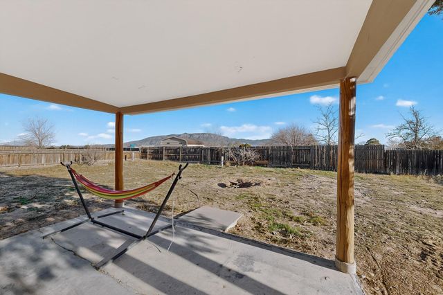 502 Las Marias Drive SE, Rio Rancho, NM 87124