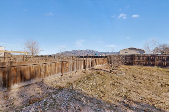 502 Las Marias Drive SE, Rio Rancho, NM 87124