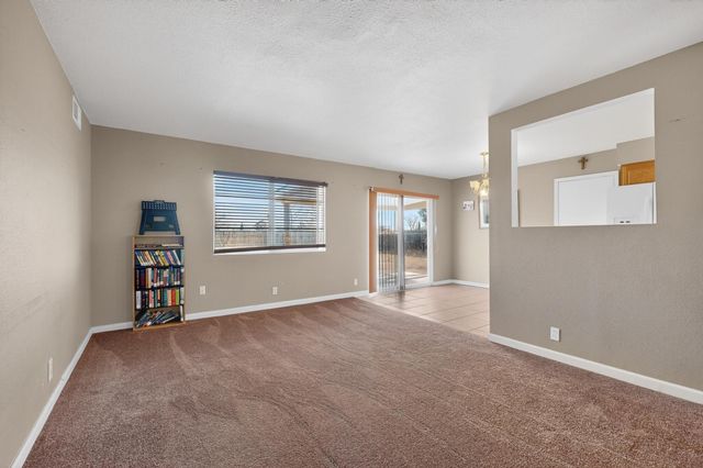 502 Las Marias Drive SE, Rio Rancho, NM 87124