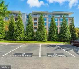 1625 PICCARD DR #205, Rockville, MD 20850
