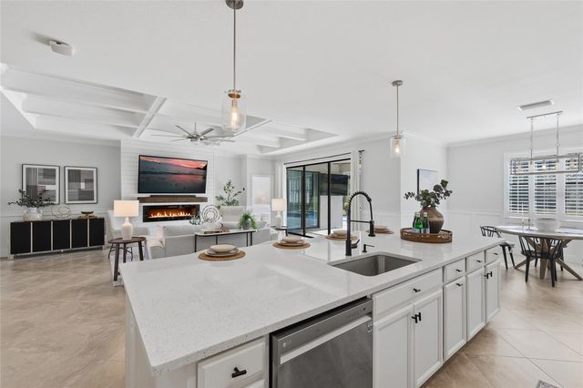 11502 AUTUMN LEAF WAY, Bradenton, FL 34212