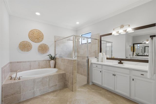 11502 AUTUMN LEAF WAY, Bradenton, FL 34212