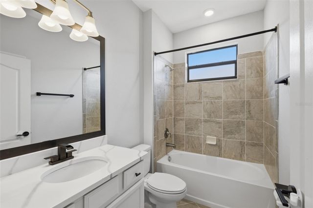 11502 AUTUMN LEAF WAY, Bradenton, FL 34212