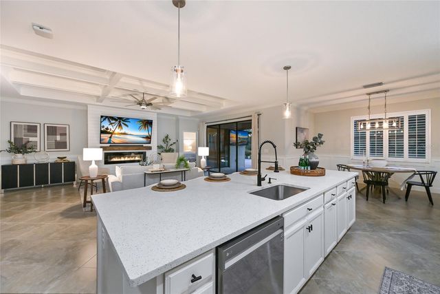 11502 AUTUMN LEAF WAY, Bradenton, FL 34212