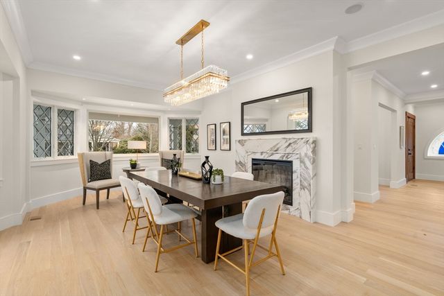 40 Sewall St, Newton, MA 02465