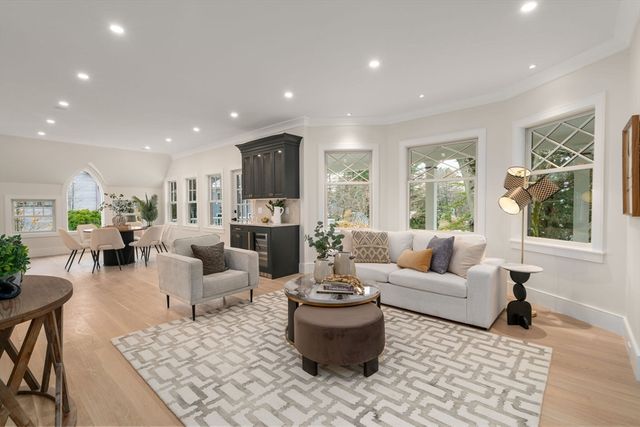 40 Sewall St, Newton, MA 02465