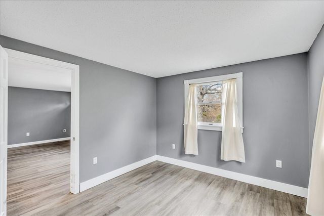 104 Edgewater Drive W, Teaticket, MA 02536