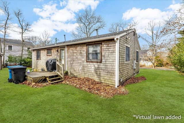 104 Edgewater Drive W, Teaticket, MA 02536