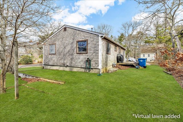 104 Edgewater Drive W, Teaticket, MA 02536