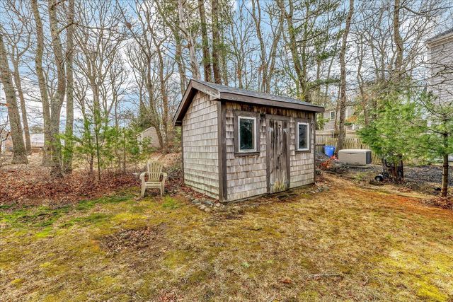 104 Edgewater Drive W, Teaticket, MA 02536