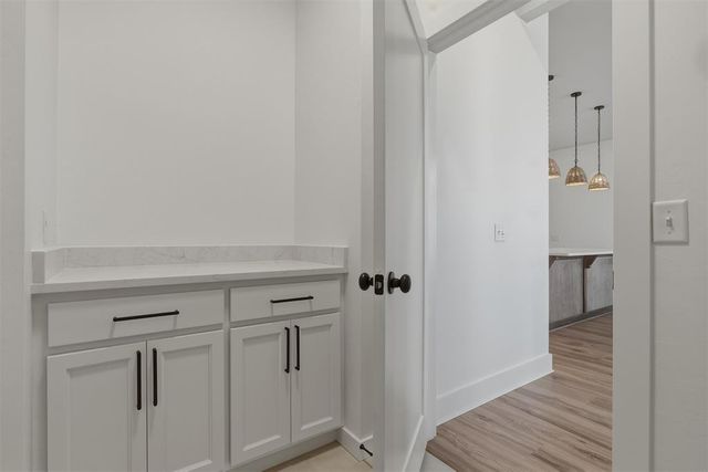 3765 Mesa Road, Norman, OK 73071