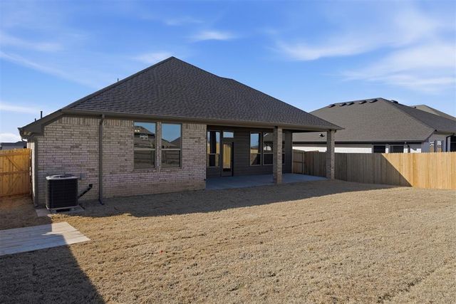 3765 Mesa Road, Norman, OK 73071