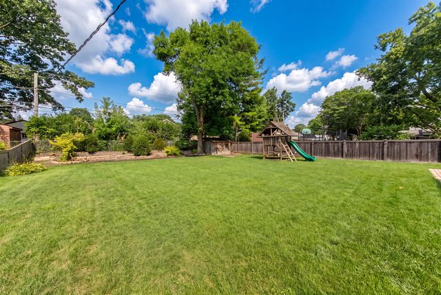 114 N Elm Street, Mount Prospect, IL 60056