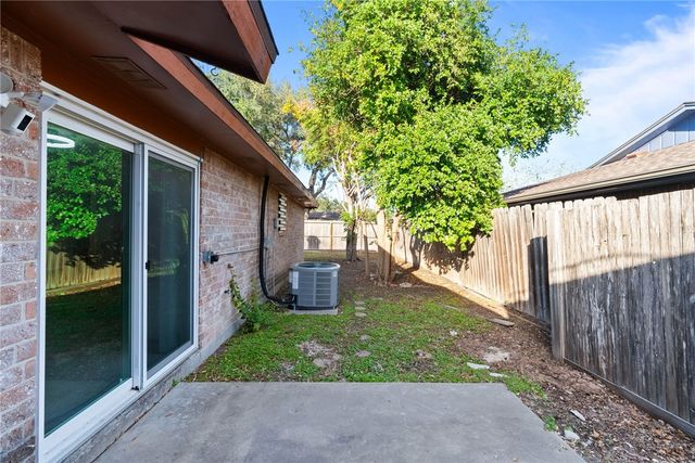 4114 Beard Dr, Corpus Christi, TX 78413