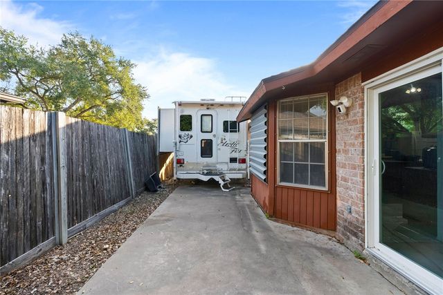 4114 Beard Dr, Corpus Christi, TX 78413