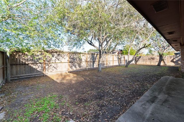 4114 Beard Dr, Corpus Christi, TX 78413