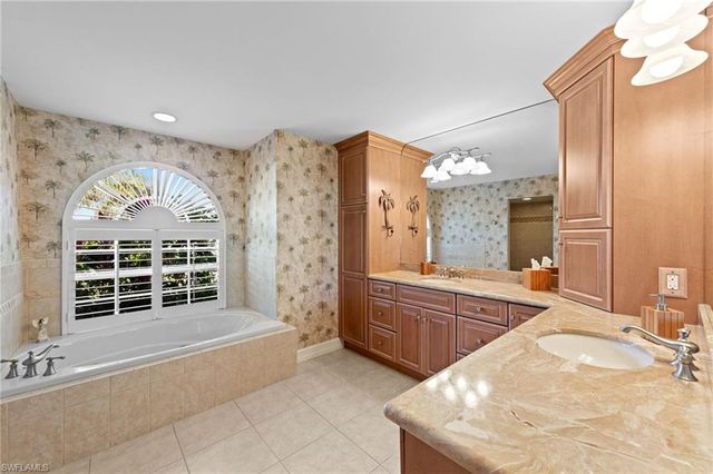 3501 Fiddlehead CT, Bonita Springs, FL 34134