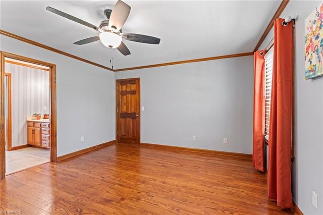 5754 Stanleyville Drive, Winston-salem, NC 27105