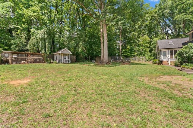 5754 Stanleyville Drive, Winston-salem, NC 27105