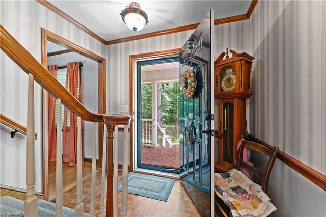 5754 Stanleyville Drive, Winston-salem, NC 27105