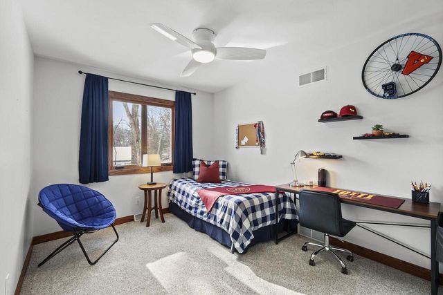 5837 Woods Edge Road, Fitchburg, WI 53711