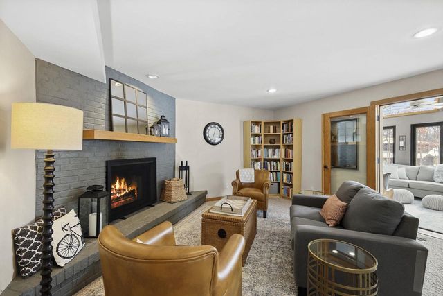 5837 Woods Edge Road, Fitchburg, WI 53711