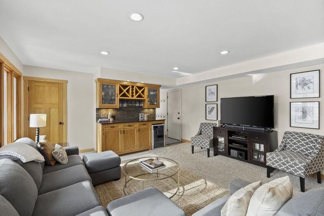 5837 Woods Edge Road, Fitchburg, WI 53711