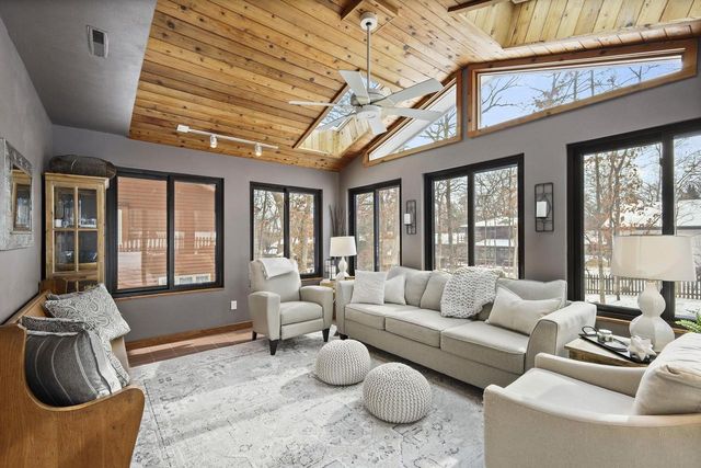 5837 Woods Edge Road, Fitchburg, WI 53711