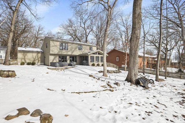 5837 Woods Edge Road, Fitchburg, WI 53711