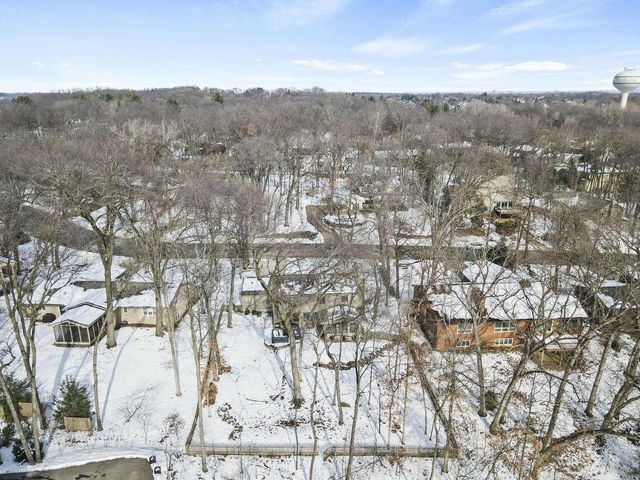 5837 Woods Edge Road, Fitchburg, WI 53711