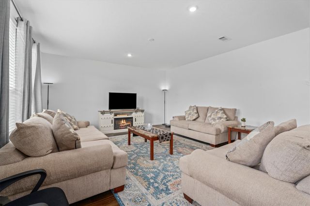 5826 Finely Run Street, Spring, TX 77373
