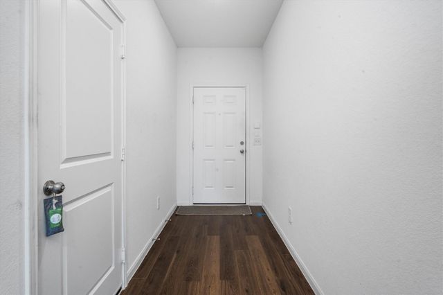 5826 Finely Run Street, Spring, TX 77373