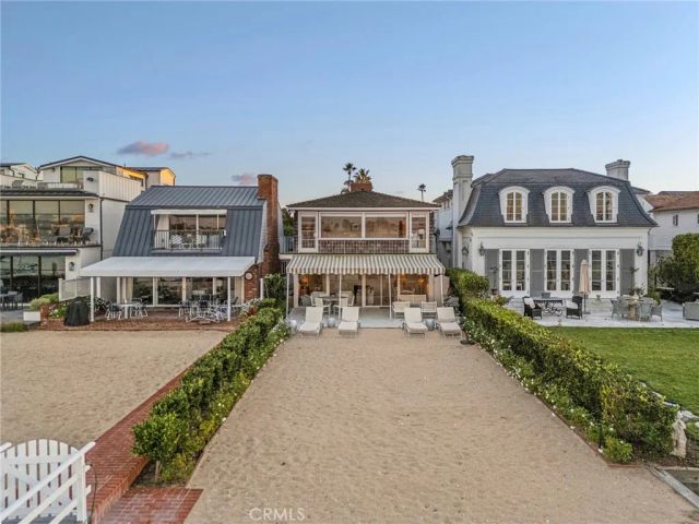 1411 E Bay, Newport Beach, CA 92661