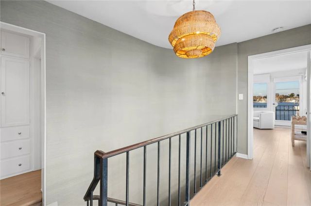 1411 E Bay, Newport Beach, CA 92661