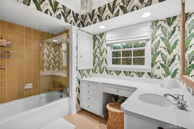 1411 E Bay, Newport Beach, CA 92661