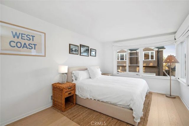 1411 E Bay, Newport Beach, CA 92661