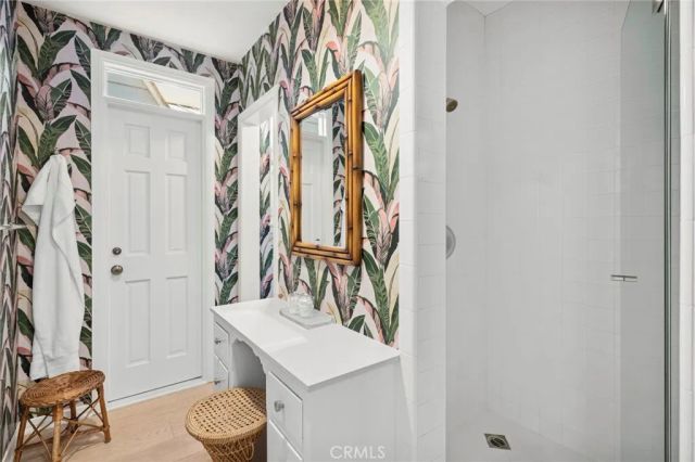 1411 E Bay, Newport Beach, CA 92661