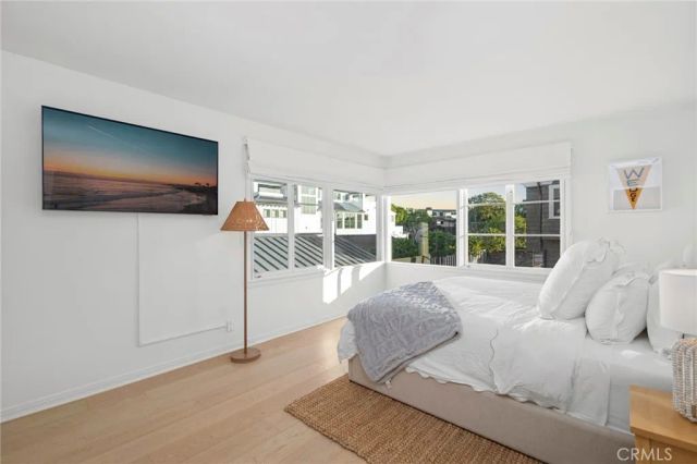 1411 E Bay, Newport Beach, CA 92661