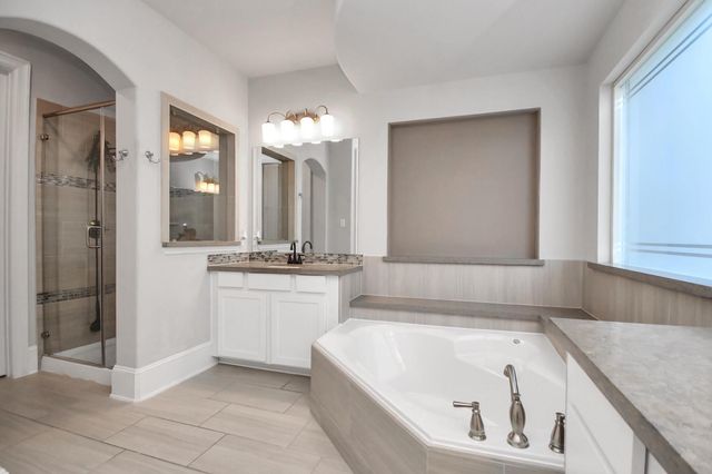 16922 Burke Lake Lane, Houston, TX 77044