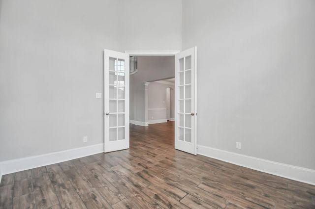 16922 Burke Lake Lane, Houston, TX 77044