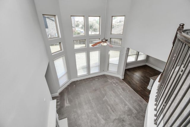 16922 Burke Lake Lane, Houston, TX 77044