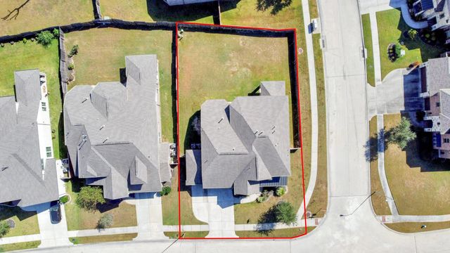 16922 Burke Lake Lane, Houston, TX 77044