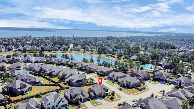 16922 Burke Lake Lane, Houston, TX 77044