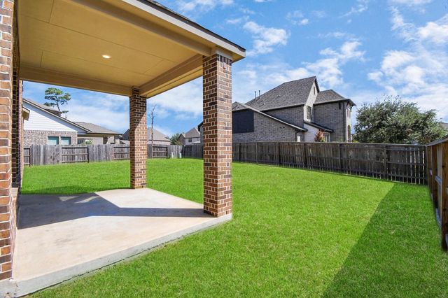 16922 Burke Lake Lane, Houston, TX 77044