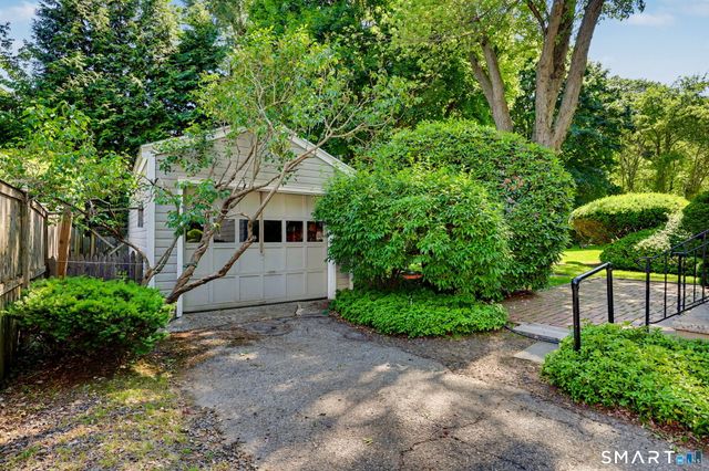 98 Sasco Hill Terrace, Fairfield, CT 06824