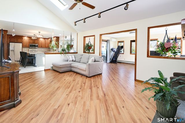 622 Melville Avenue, Fairfield, CT 06825