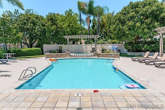 18129 Chieftain Ct, San Diego, CA 92127