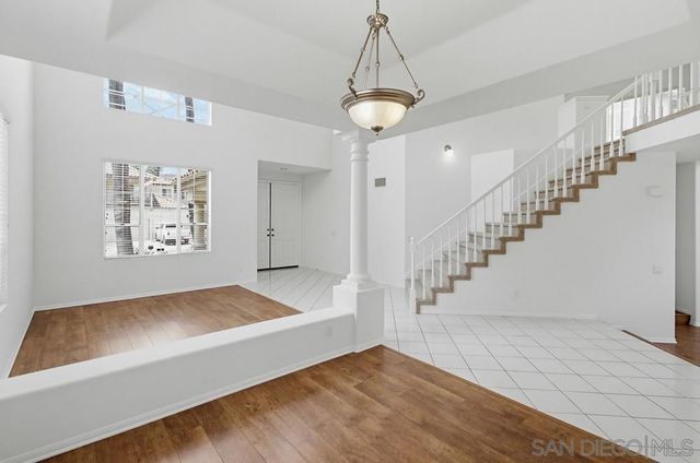 18129 Chieftain Ct, San Diego, CA 92127