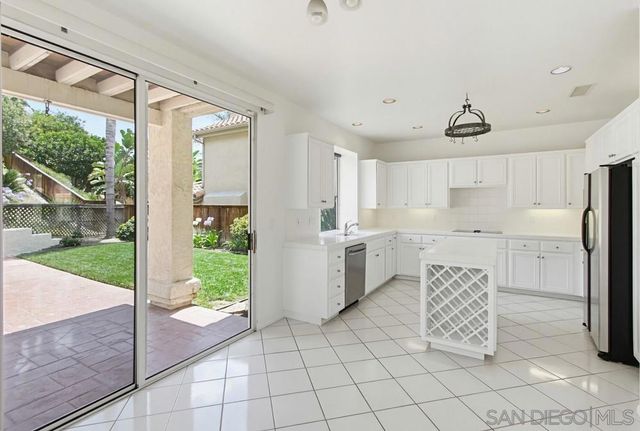 18129 Chieftain Ct, San Diego, CA 92127
