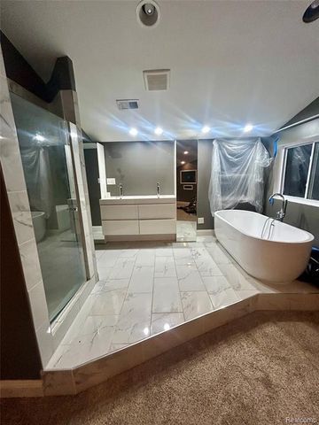 2601 Illinois Avenue, Flint, MI 48506